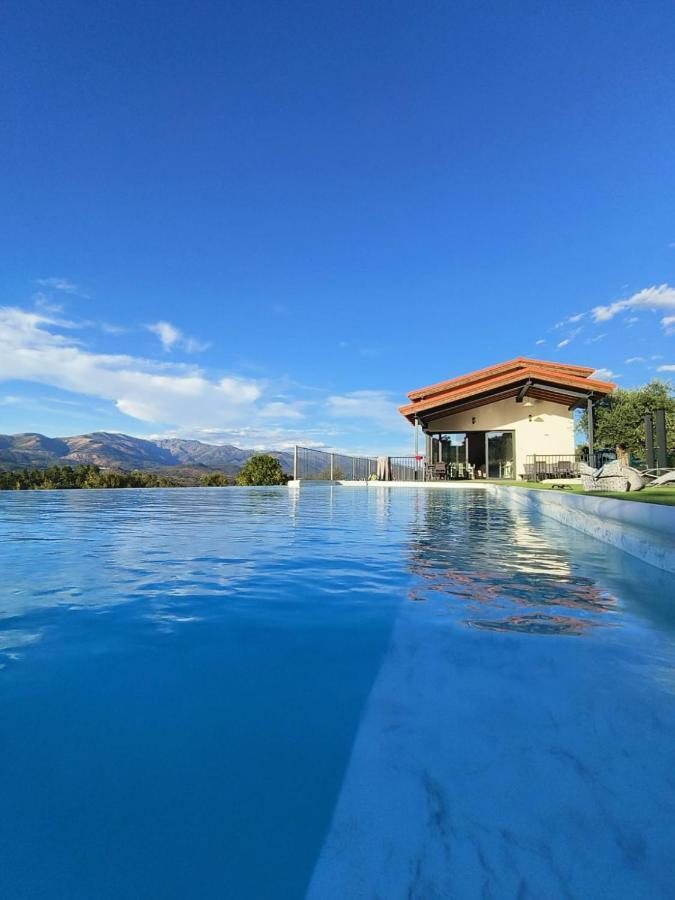 Casa Rural Atalanta De La Vera 하라이스 데 라 베라 외부 사진